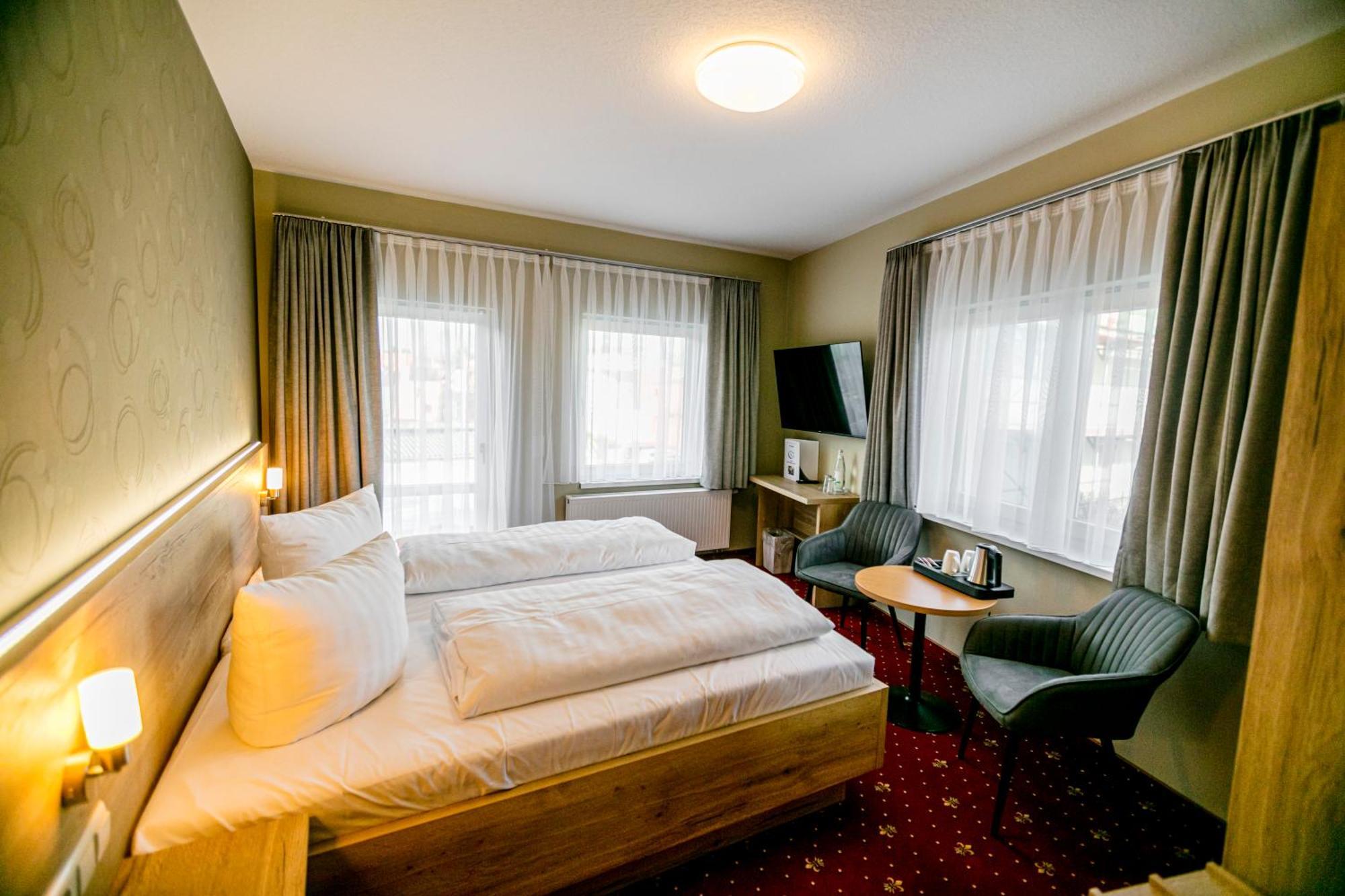 Peitz Hotel Zum Goldenen Loewen מראה חיצוני תמונה